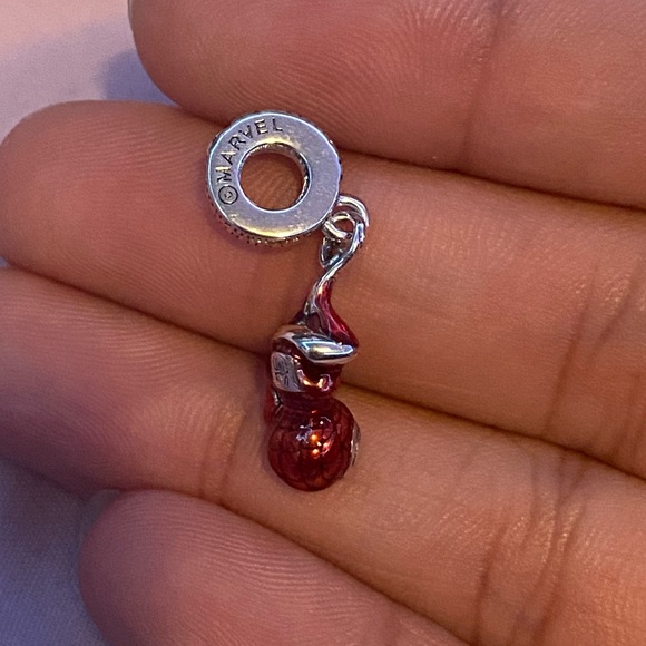 Pandora x Marvel Hanging Spider-Man Dangle Charm - Picture 2 of 3